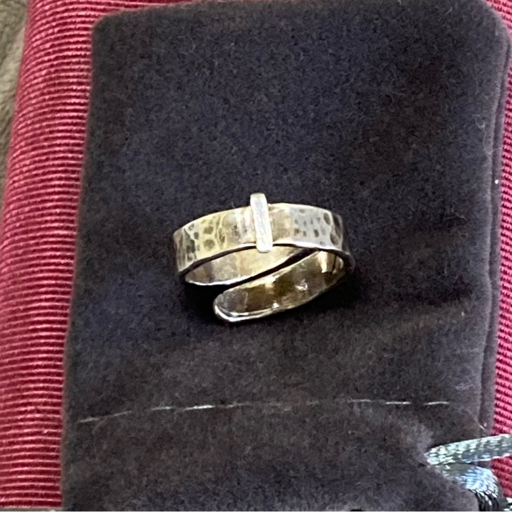 Adjustable Outlander show inspired replica ring (Claire’s wedding ring)